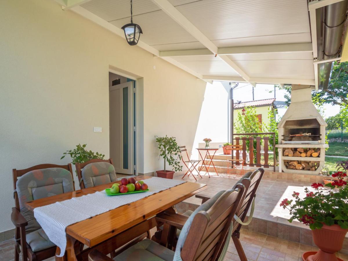 Holiday Home Branka By Interhome Stinjan Luaran gambar